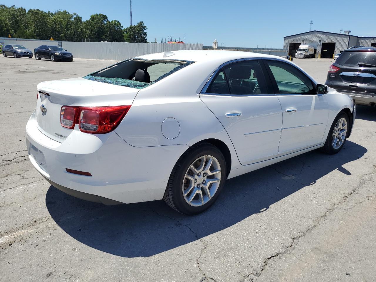 2014 Chevrolet Malibu 1Lt - Image 3
