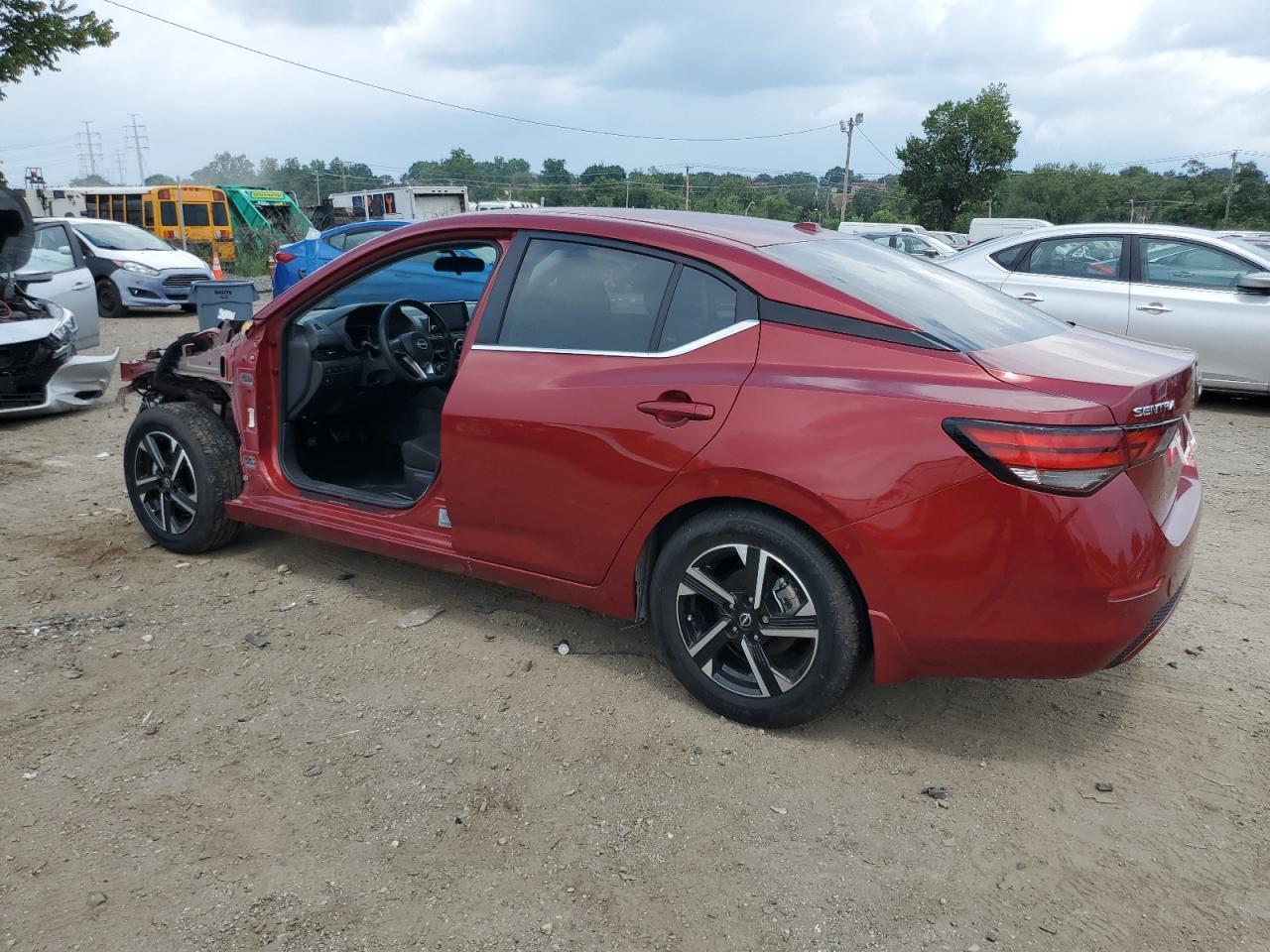 2025 Nissan Sentra Sv - Фото 2