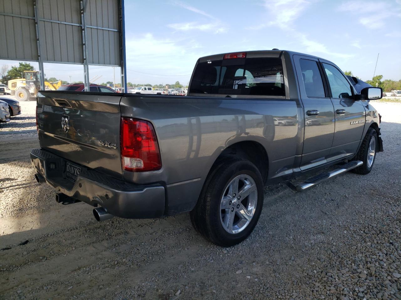 2011 Dodge Ram 1500 - Фото 3