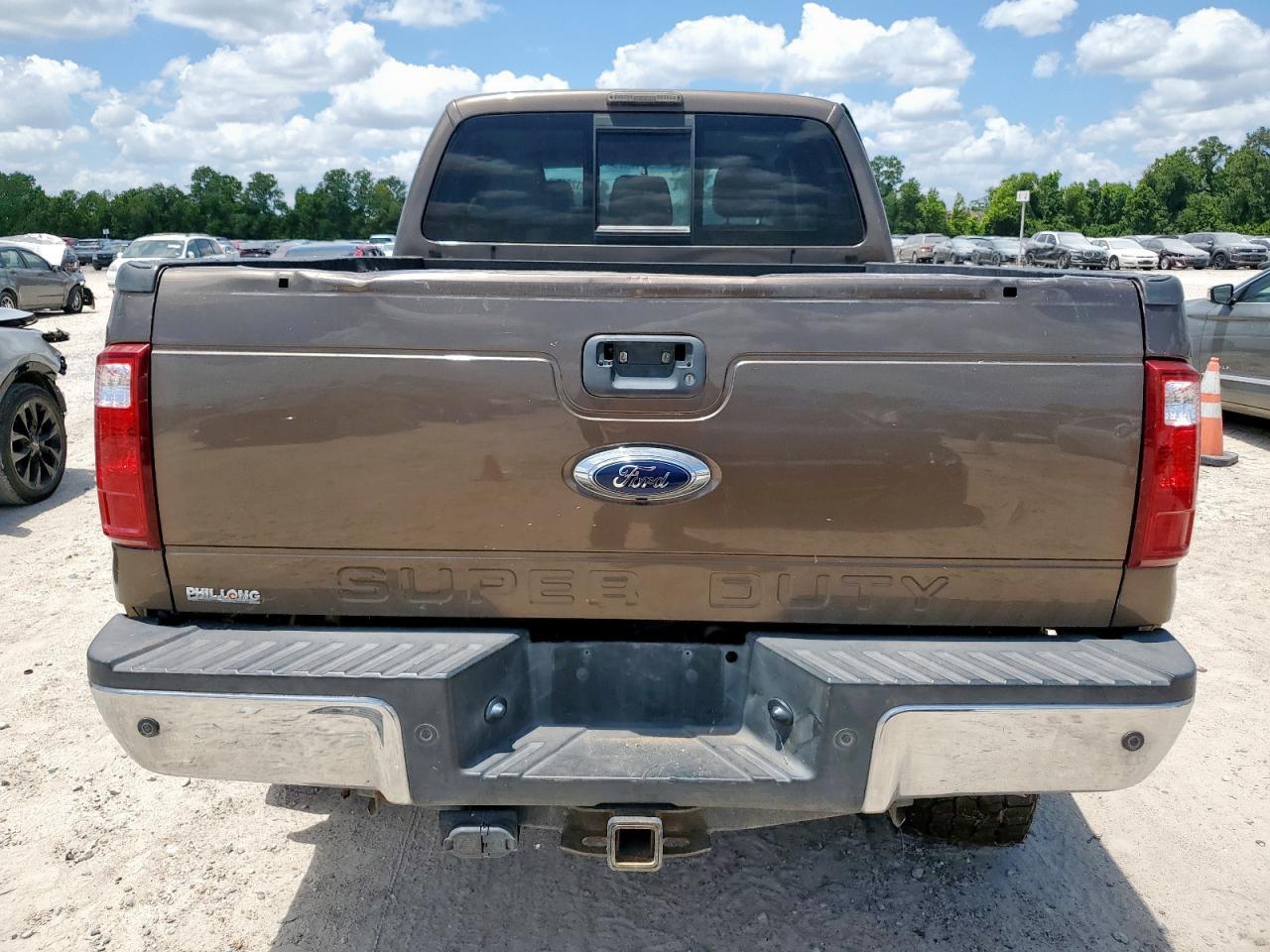 2015 Ford F250 Super Duty - Image 6