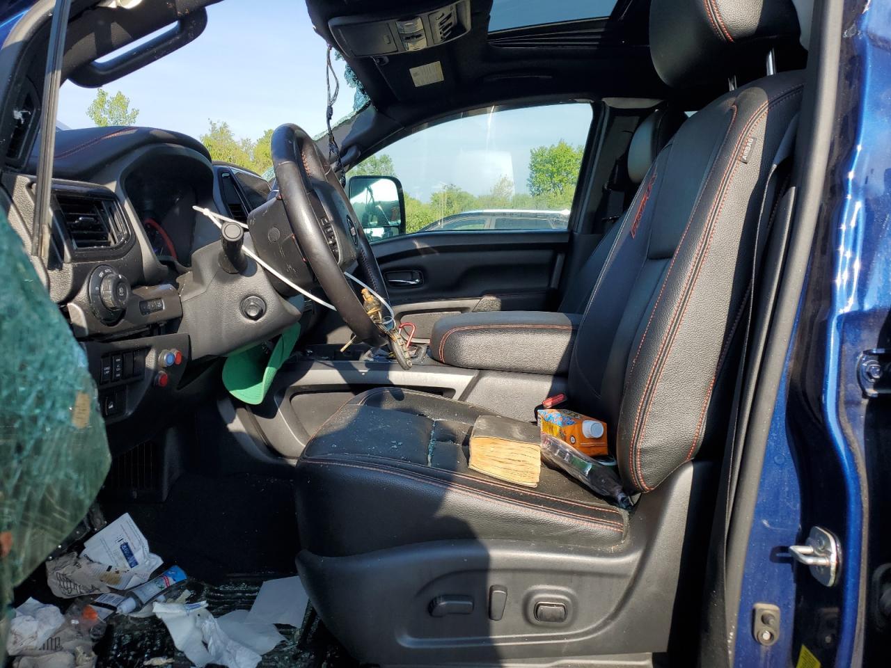 2021 Nissan Titan Sv - Image 7