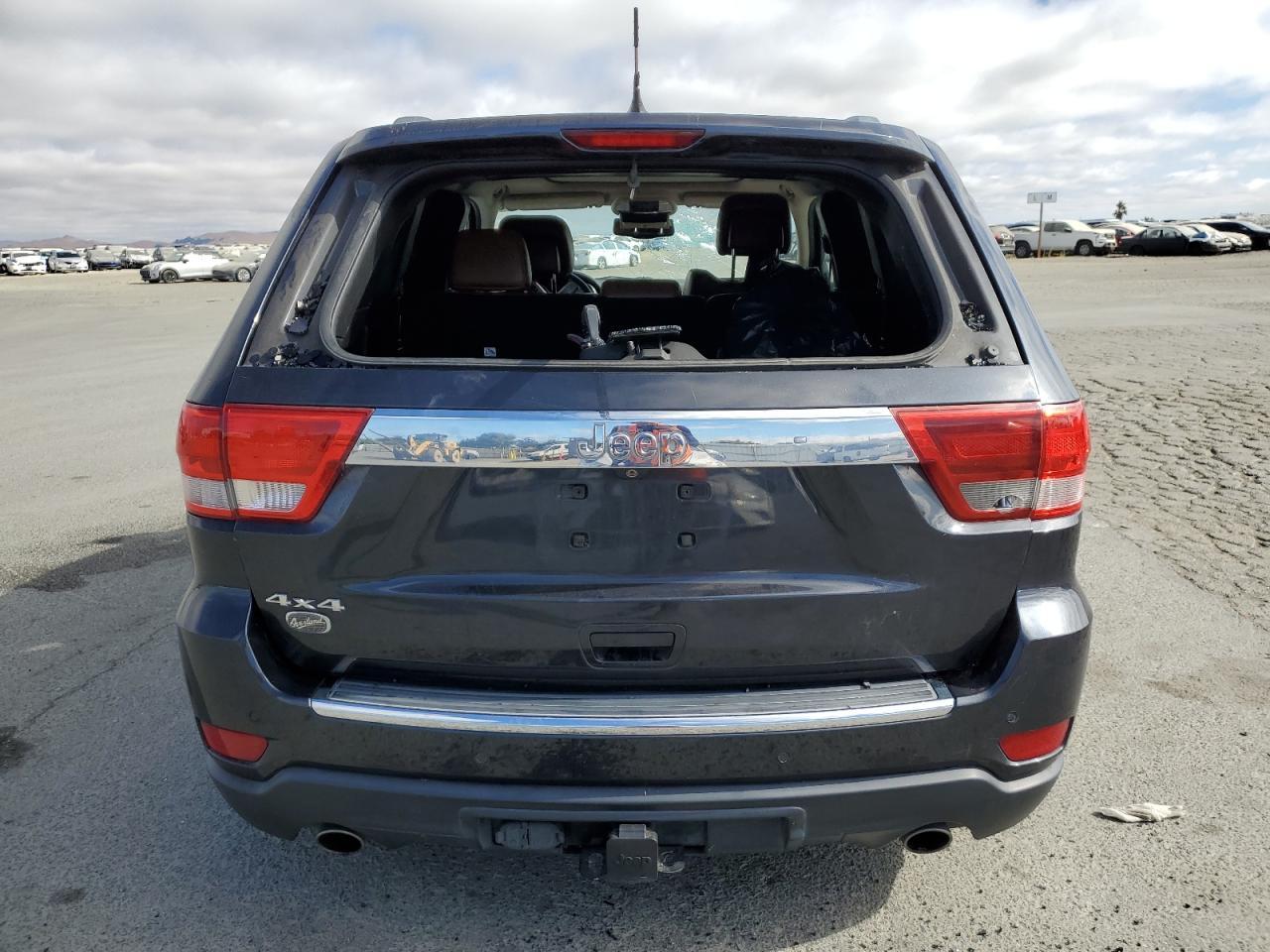 2013 Jeep Grand Cherokee Overland - Фото 6