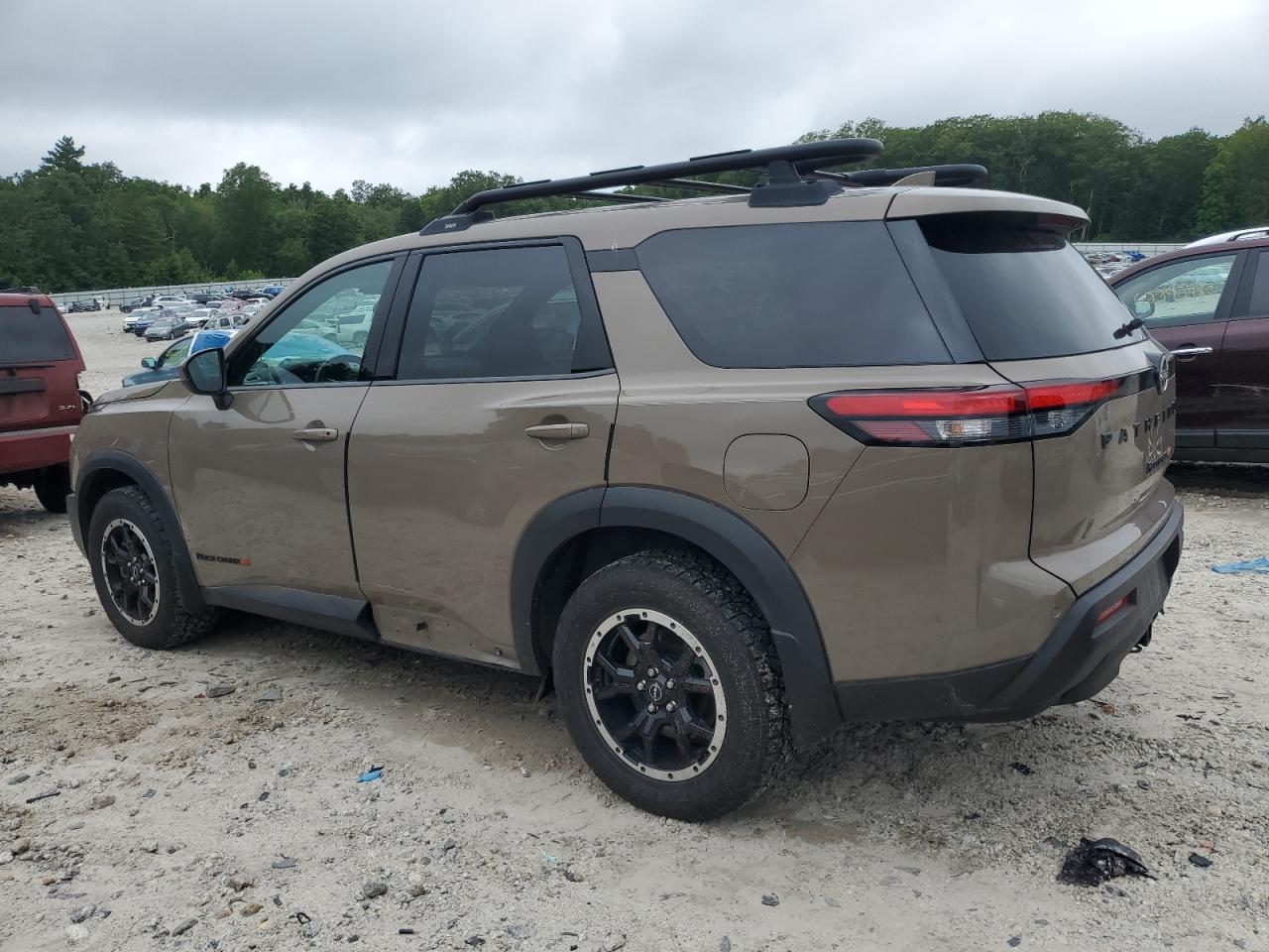2024 Nissan Pathfinder Rock Creek - Фото 2