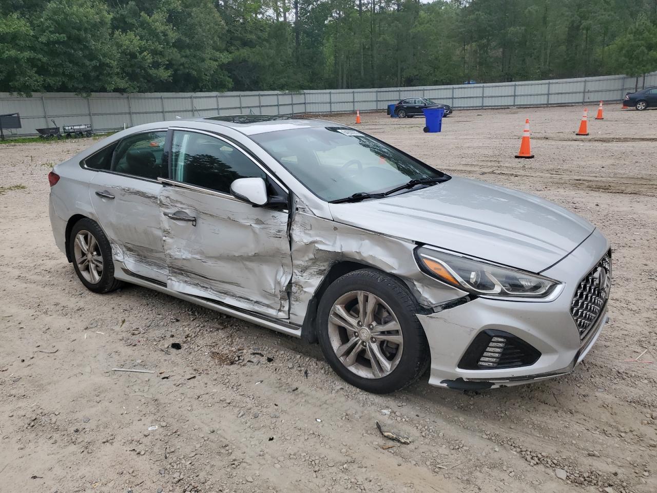 2019 Hyundai Sonata Limited - Image 4