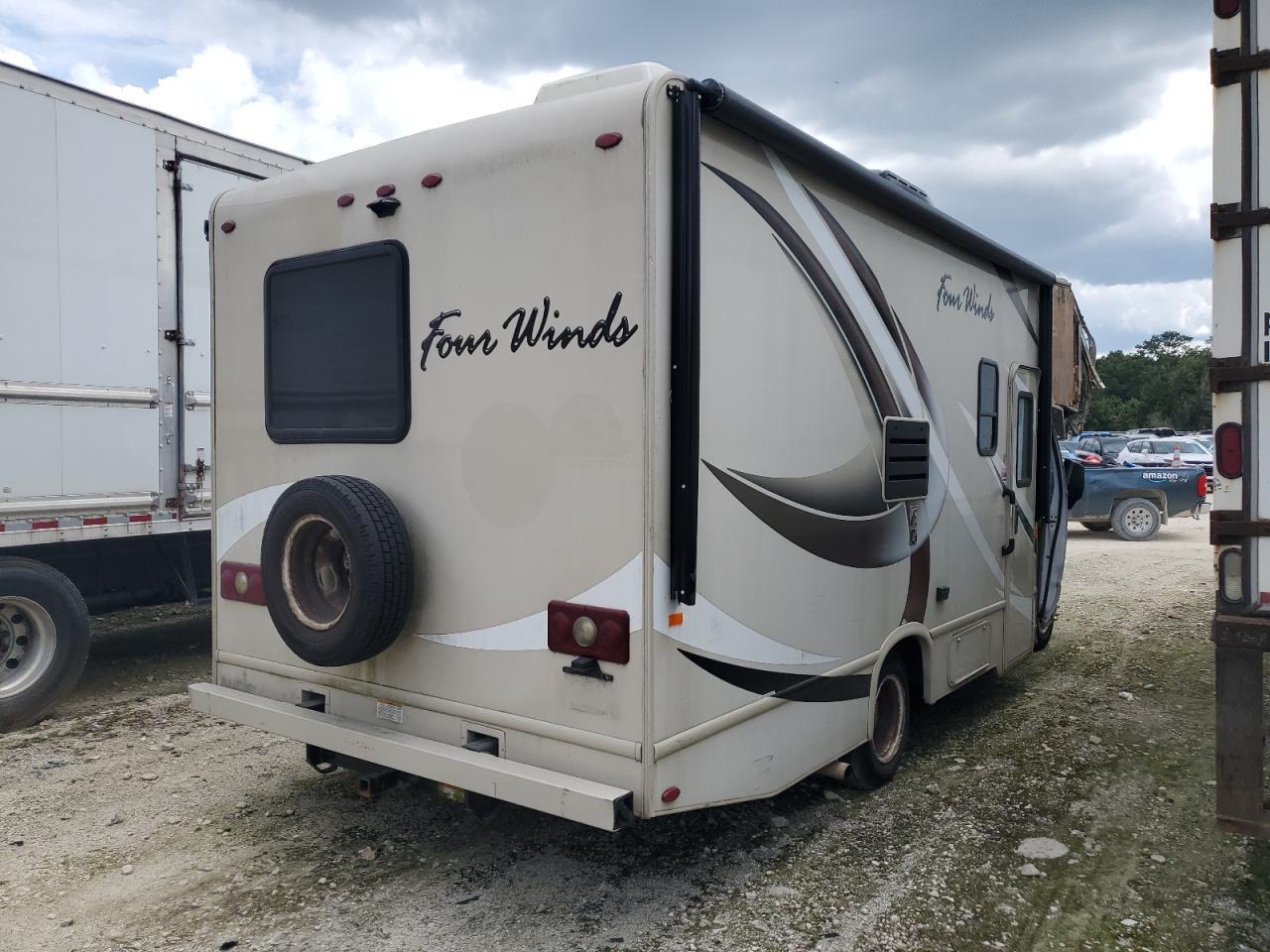 2017 Ford Econoline E350 Super Duty Cutaway Van - Фото 4