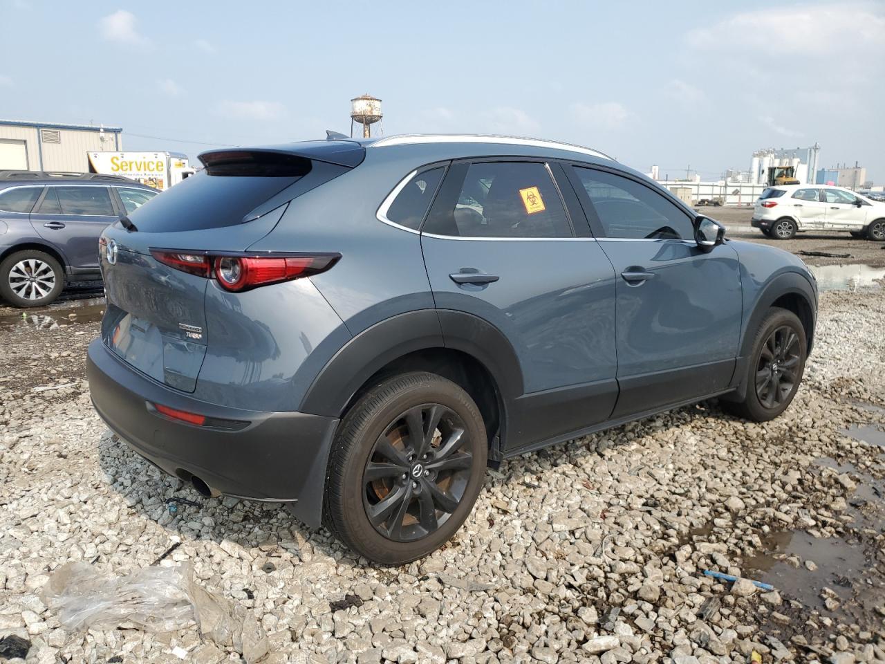 2023 Mazda Cx-30 Premium - Image 3