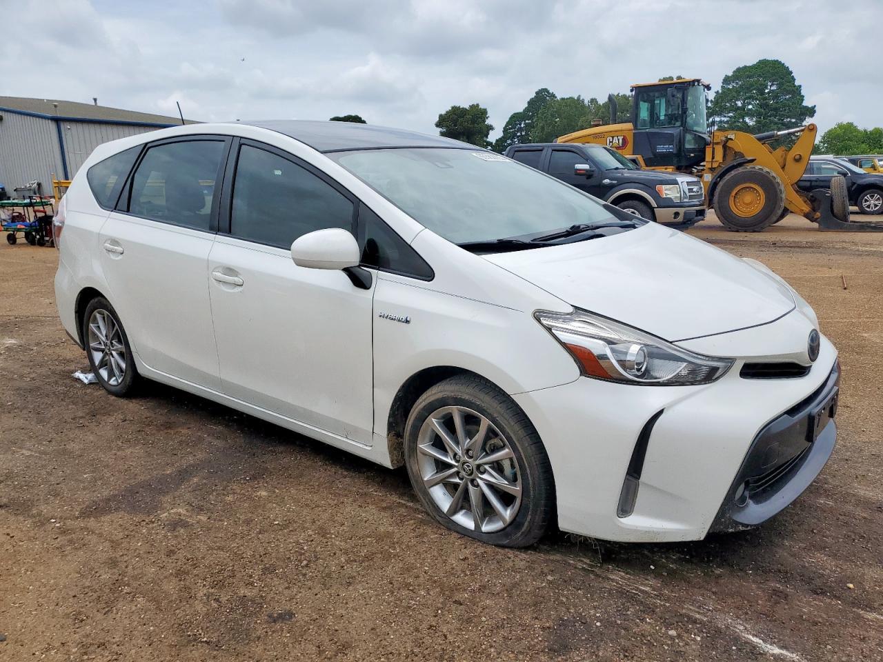 2015 Toyota Prius V - Фото 4