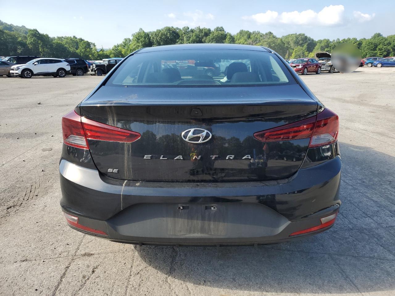 2020 Hyundai Elantra Se - Фото 6