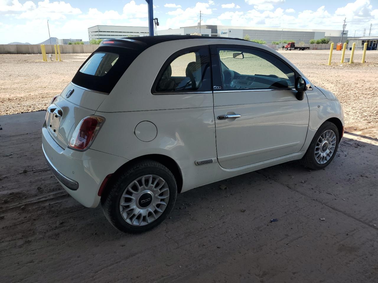 2015 Fiat 500 Lounge - Фото 3