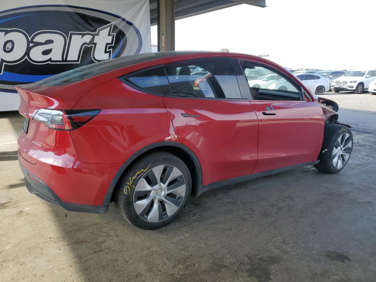 2022 Tesla Model Y - Фото 3