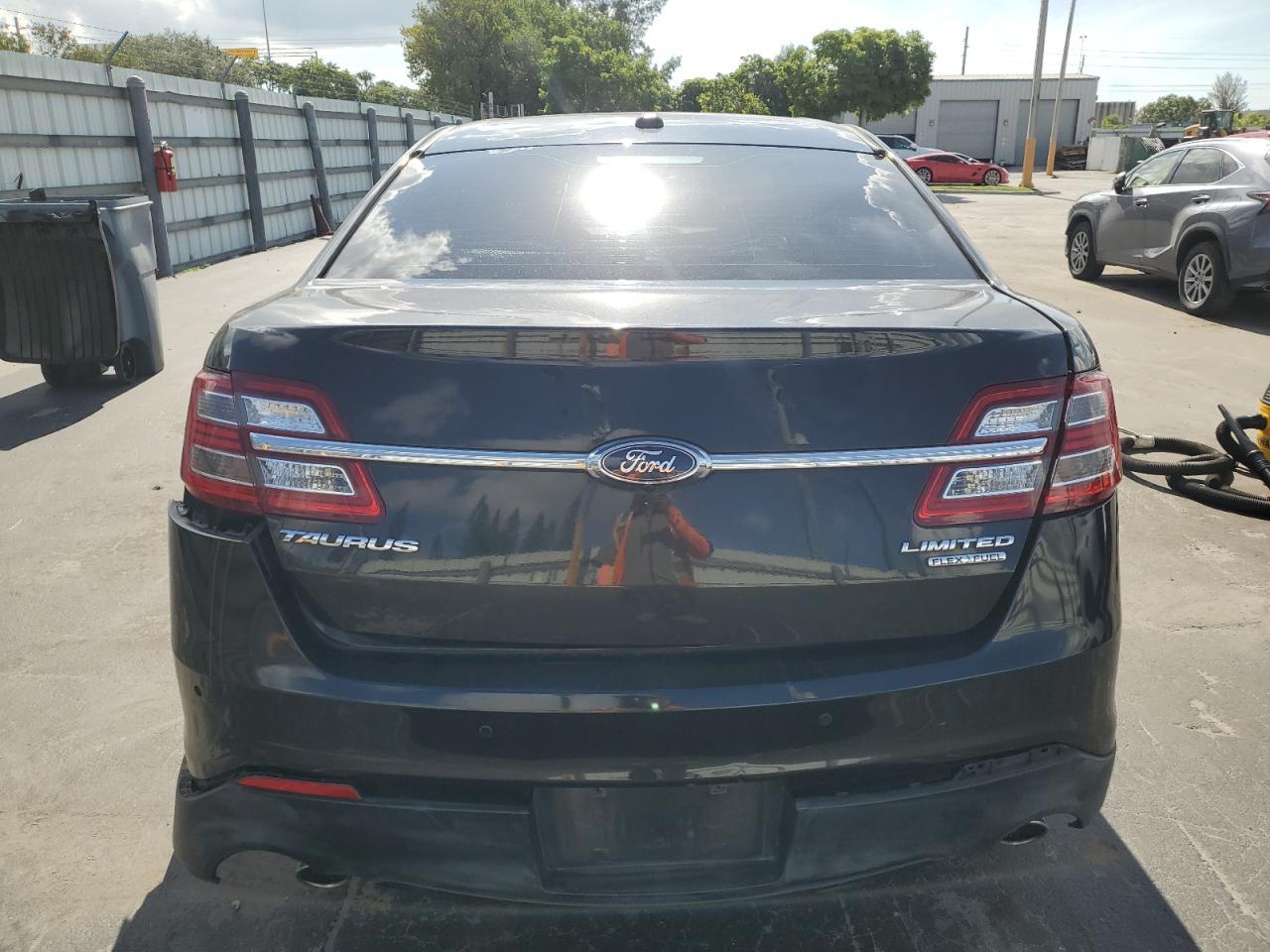 2015 Ford Taurus Limited - Фото 6