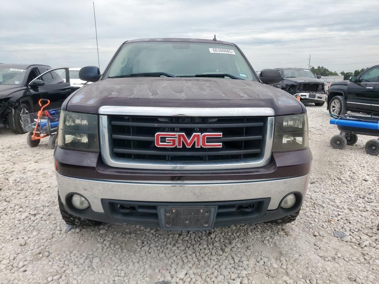 2008 GMC Sierra K1500 - Image 5