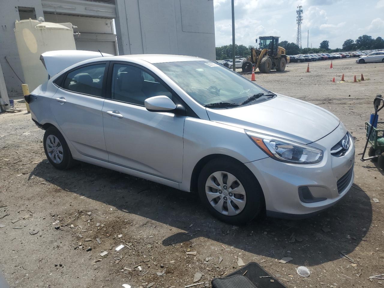 2017 Hyundai Accent Se - Фото 4