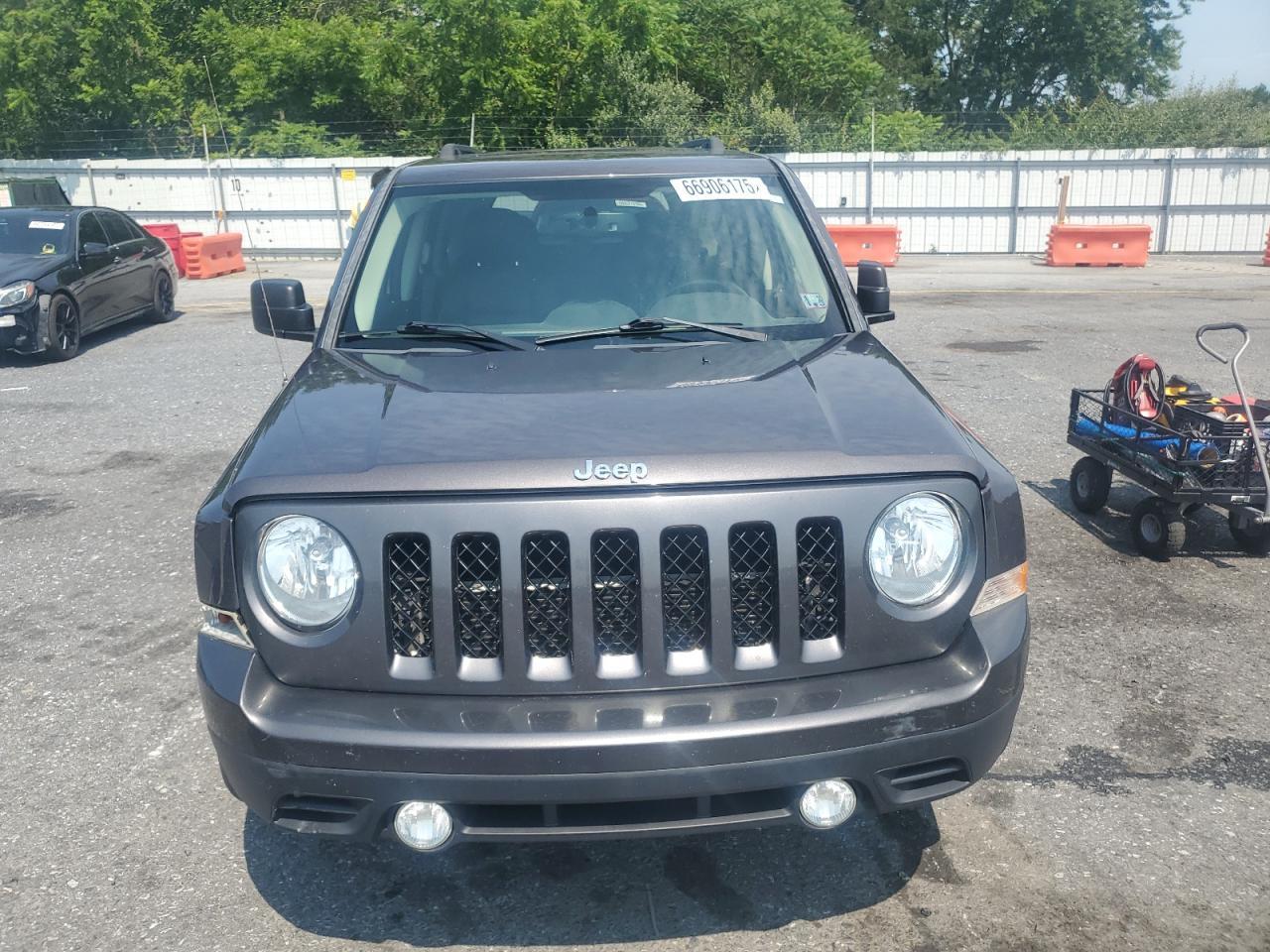 2015 Jeep Patriot Latitude - Фото 5