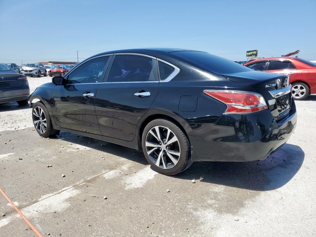 2015 Nissan Altima 2.5 S - Image 2