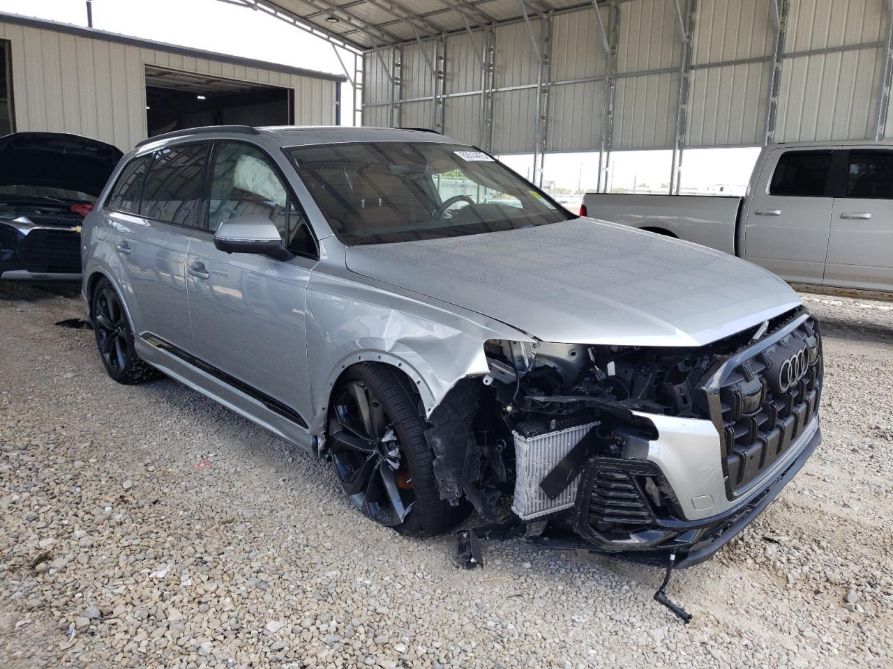 2025 Audi Q7 Prestige - Image 4