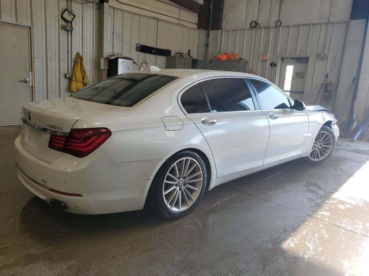 2013 BMW 750 Lxi - Фото 3