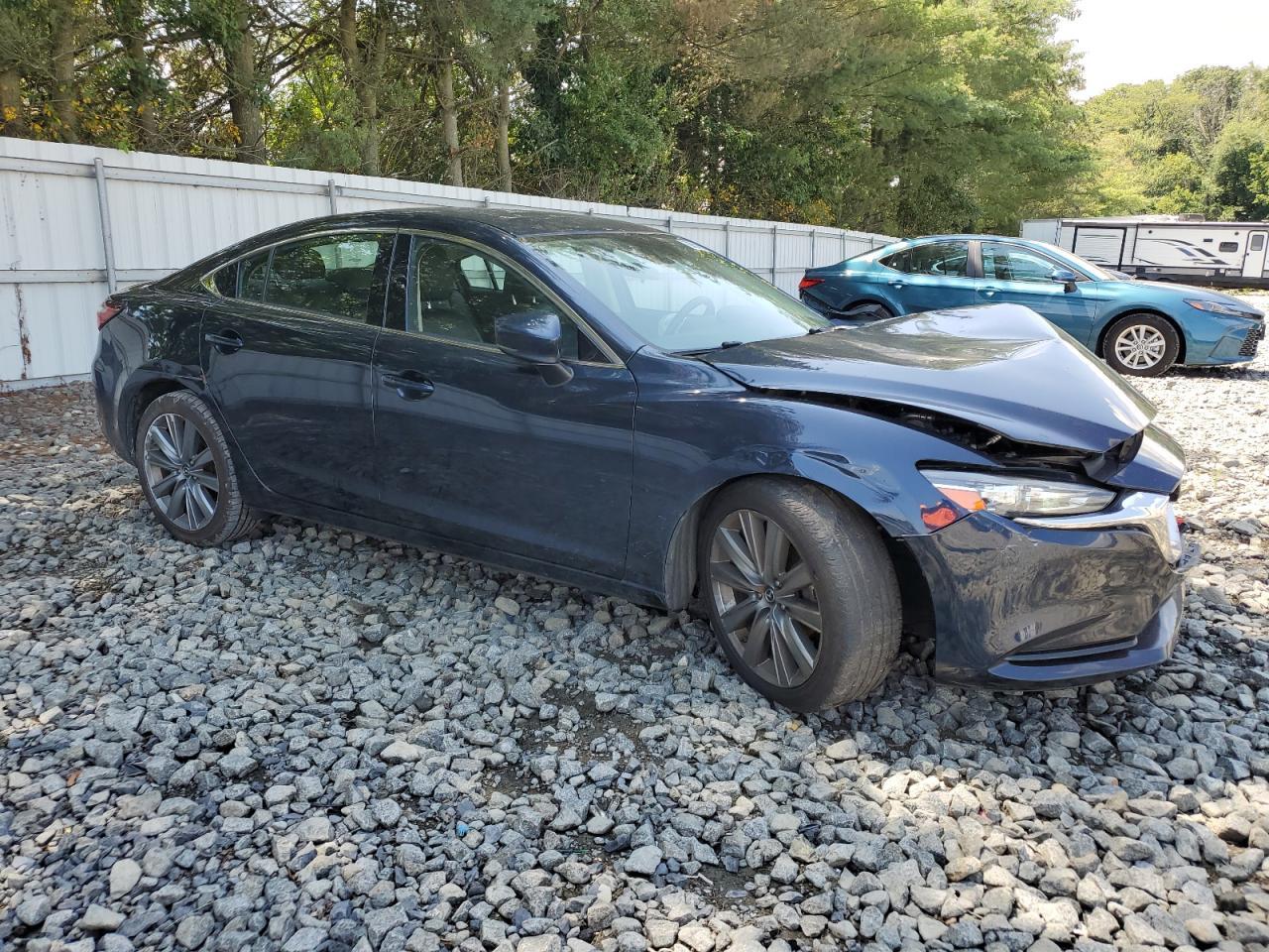 2018 Mazda 6 Touring - Image 4