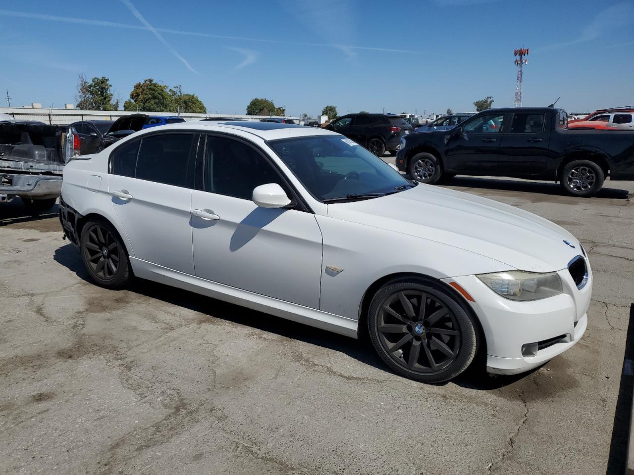 2011 BMW 328 I Sulev - Image 4