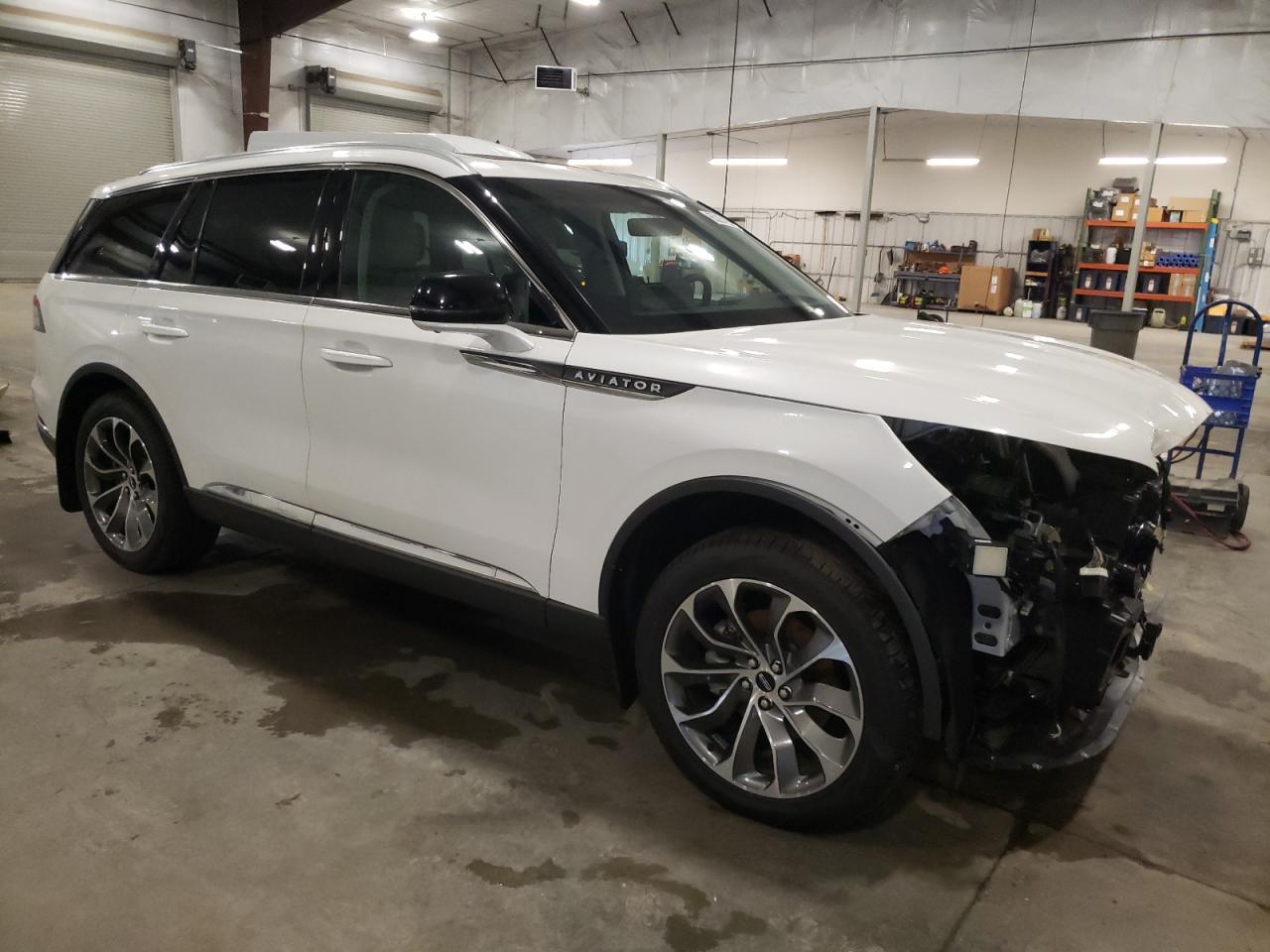 2025 Lincoln Aviator - Фото 4