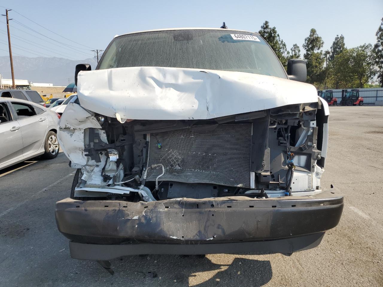 2024 Chevrolet Express G3500 - Фото 5