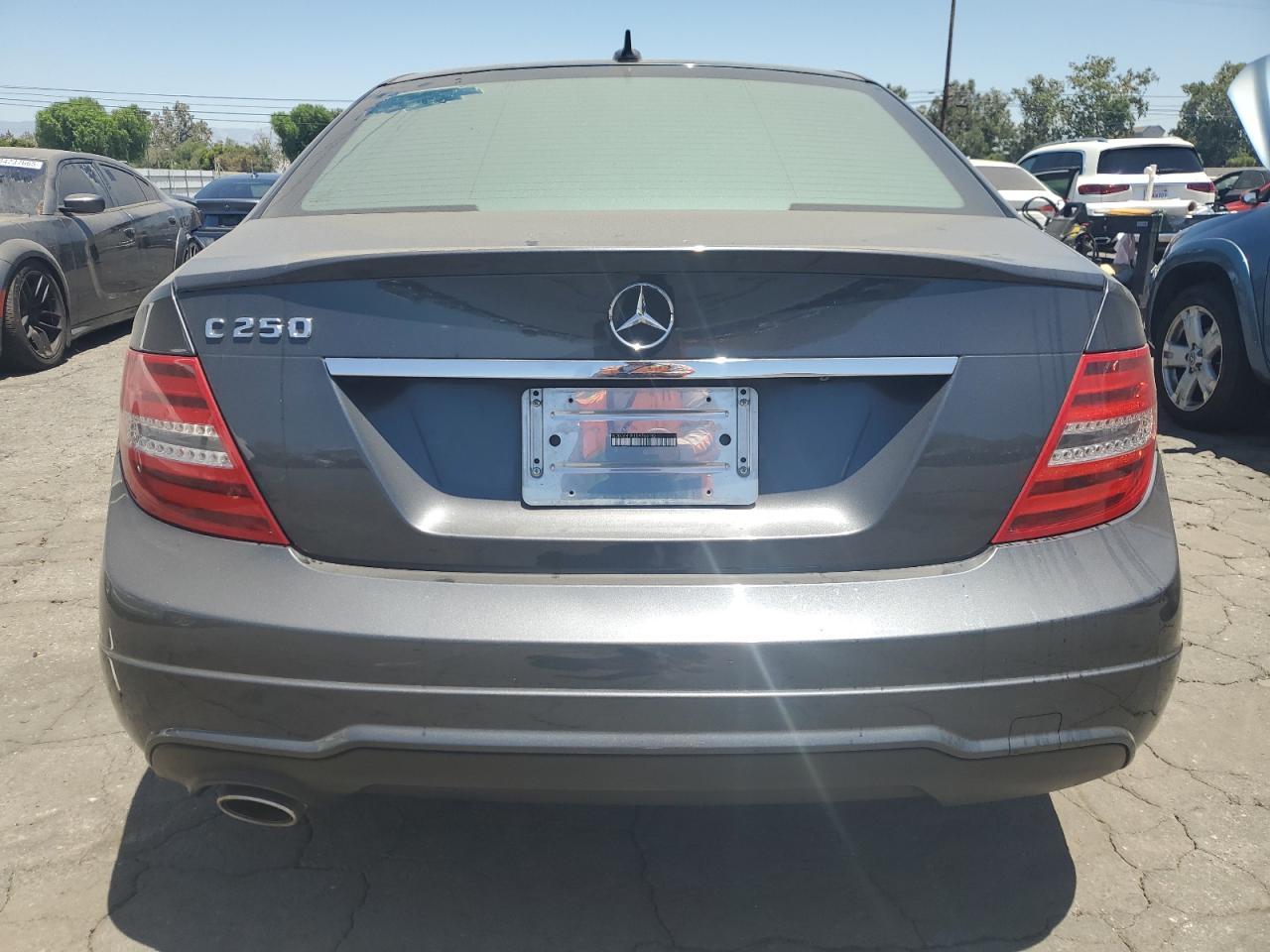 2013 Mercedes-Benz C 250 - Фото 6