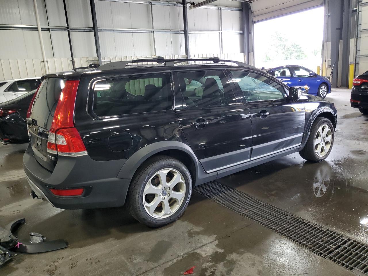 2016 Volvo Xc70 T5 Classic Premier - Фото 3