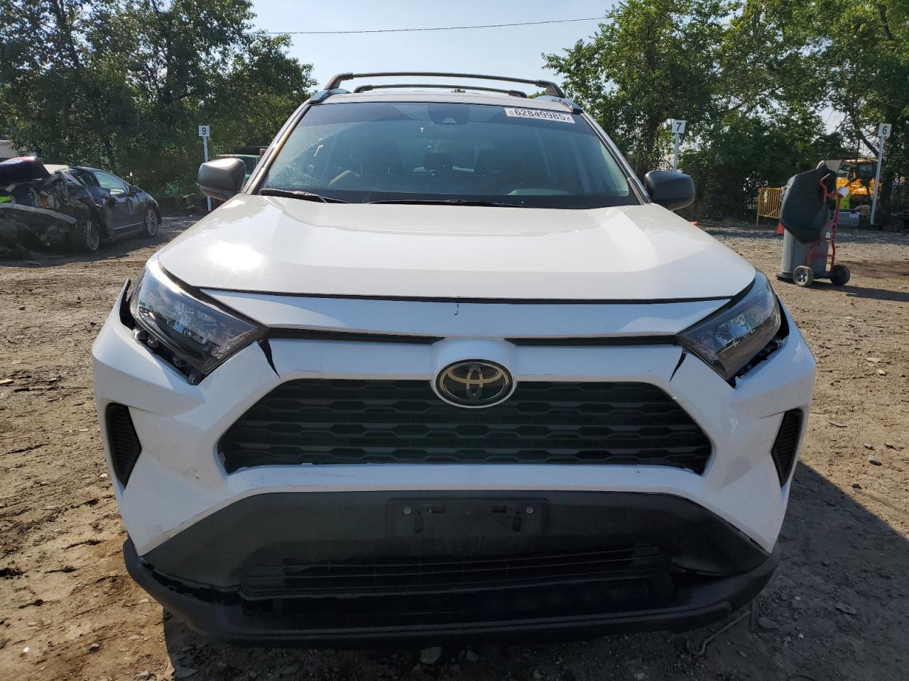 2020 Toyota Rav4 Le - Image 5