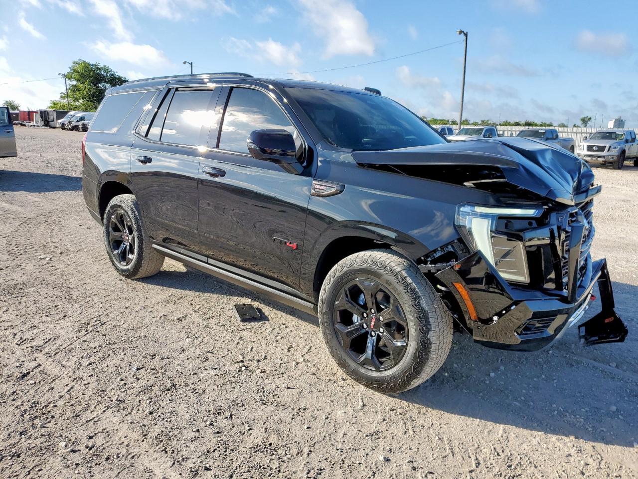 2025 GMC Yukon At4 Ultimate - Image 4