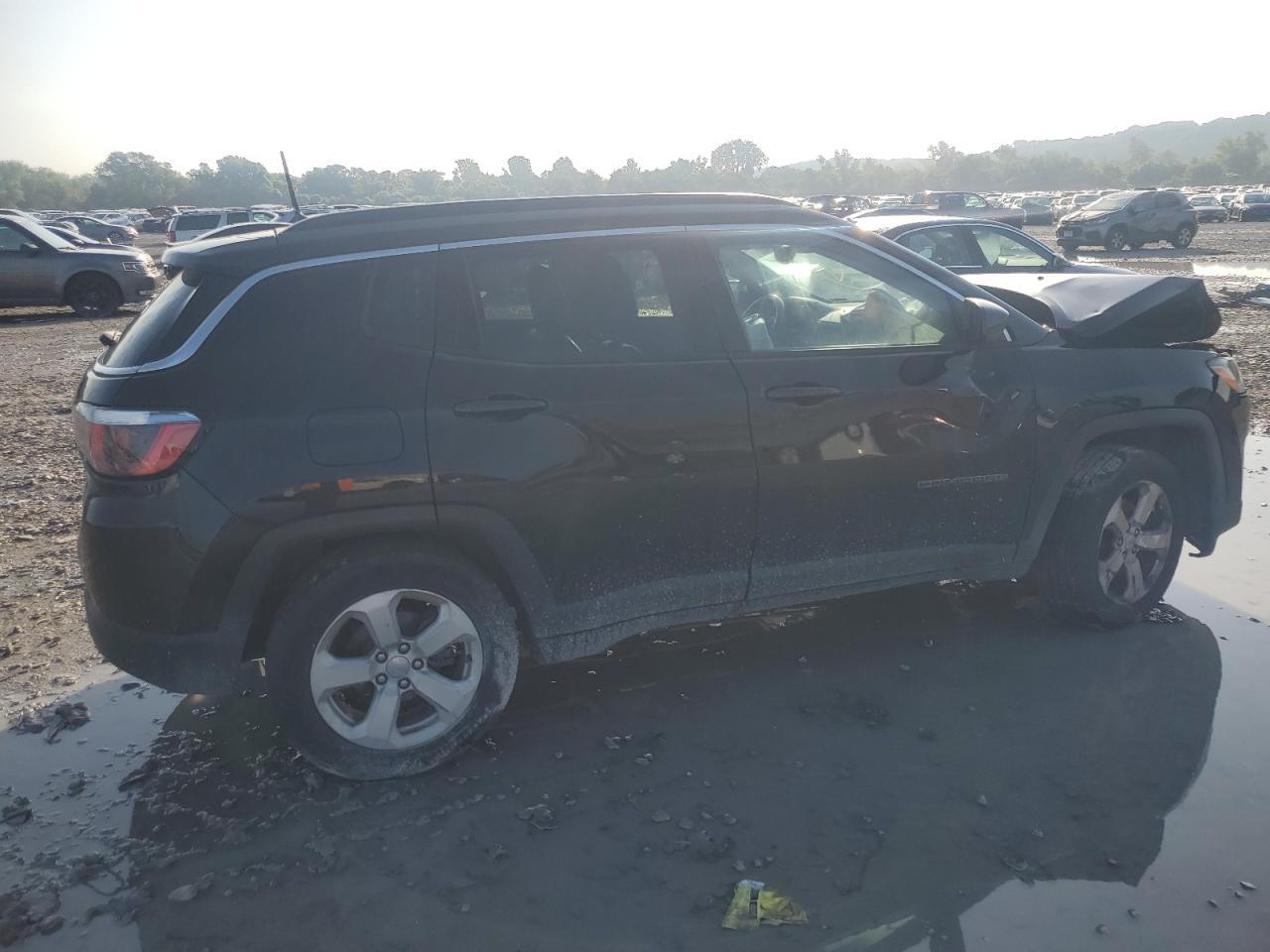 2017 Jeep Compass Latitude - Фото 3