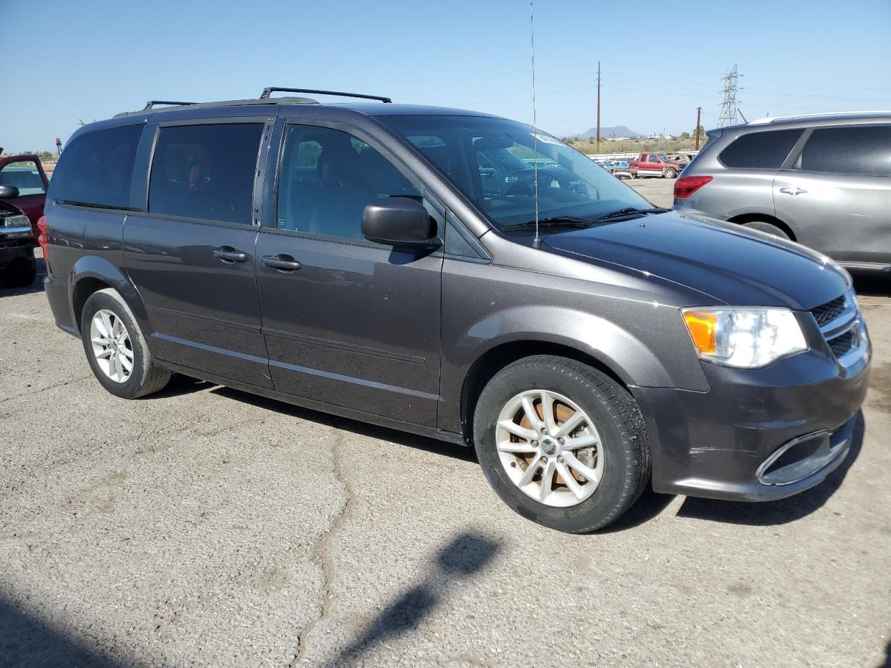 2015 Dodge Grand Caravan Sxt - Image 4