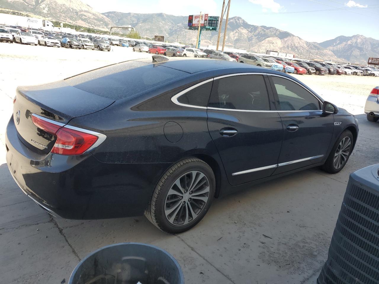 2017 Buick Lacrosse Essence - Фото 3