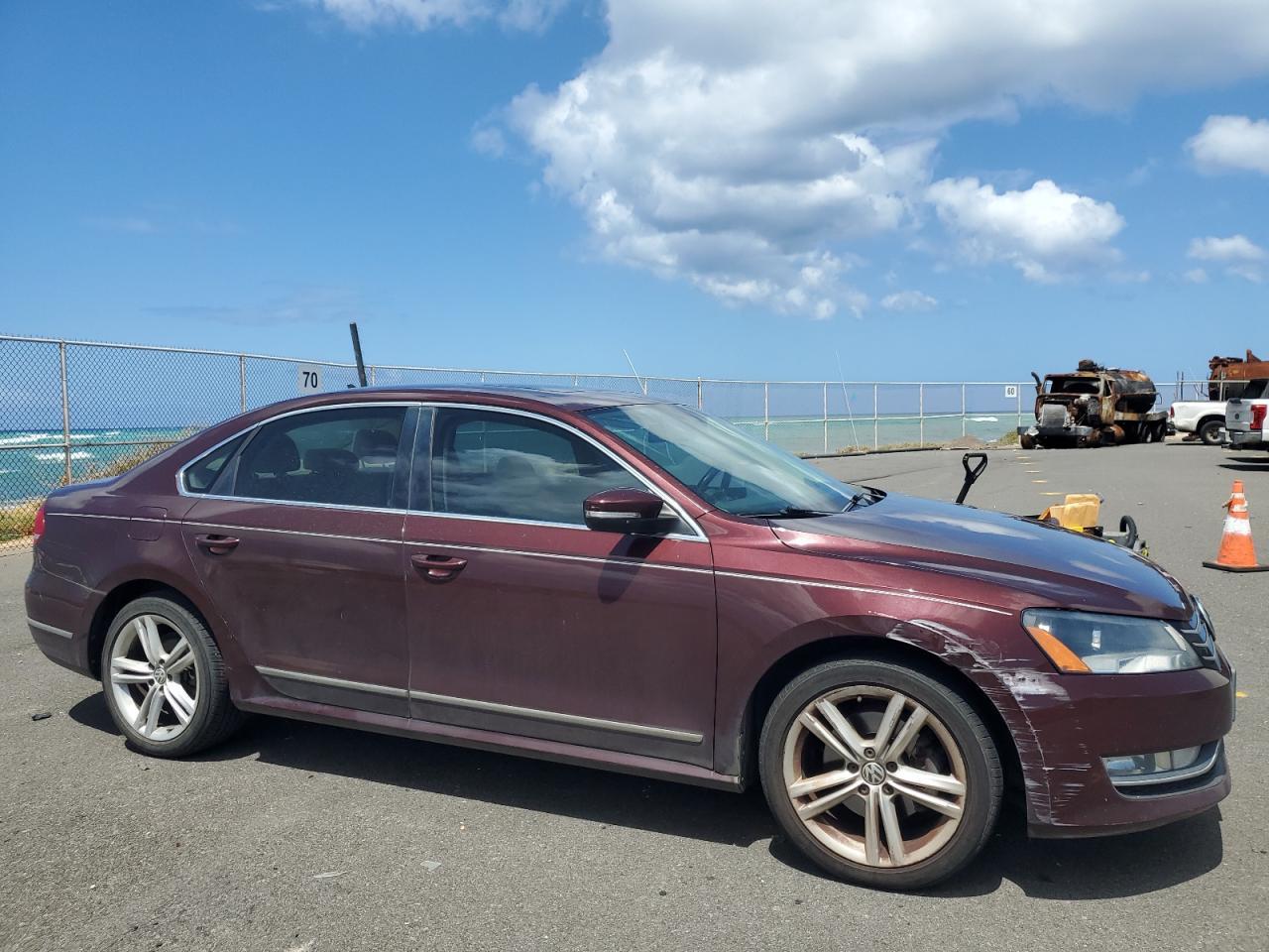 2013 Volkswagen Passat Sel - Image 4