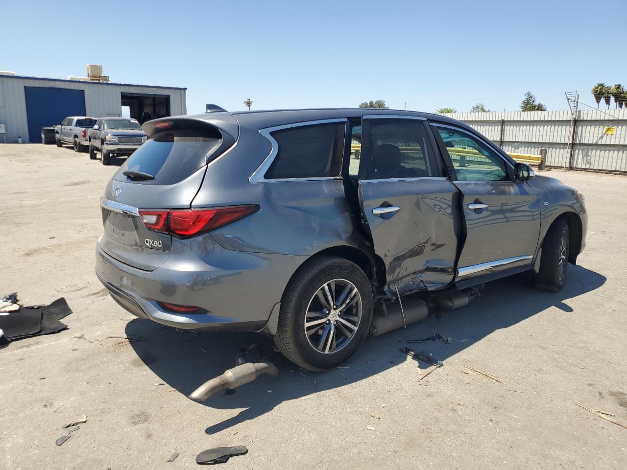 2019 Infiniti Qx60 Luxe - Image 3