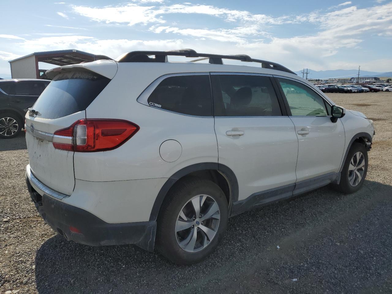 2020 Subaru Ascent Premium - Фото 3