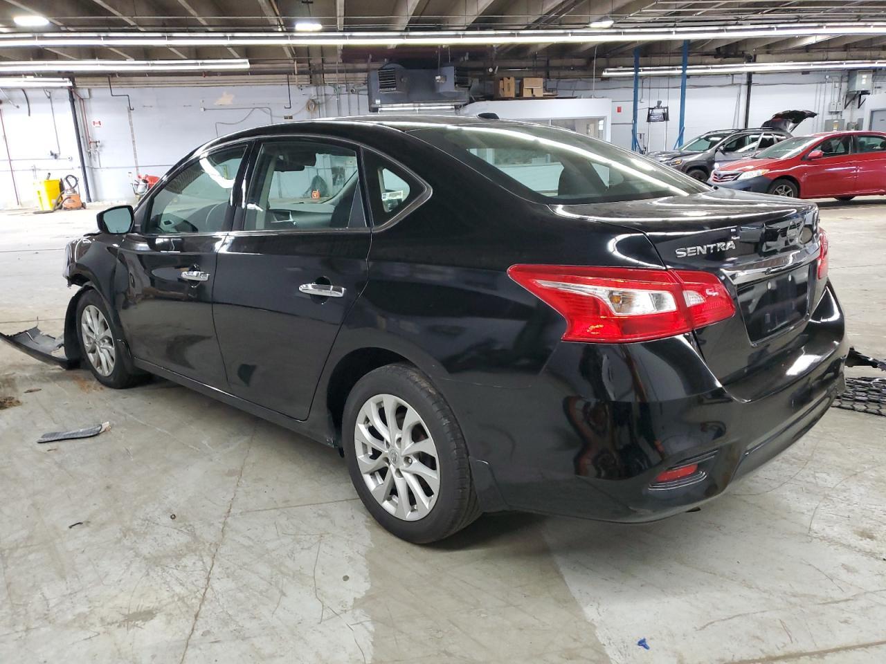 2018 Nissan Sentra S - Фото 2