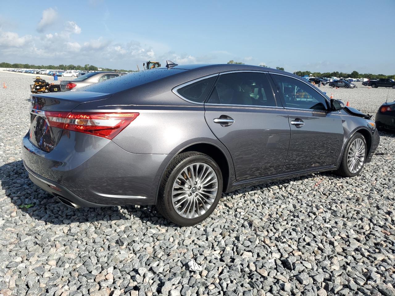 2016 Toyota Avalon Xle - Фото 3
