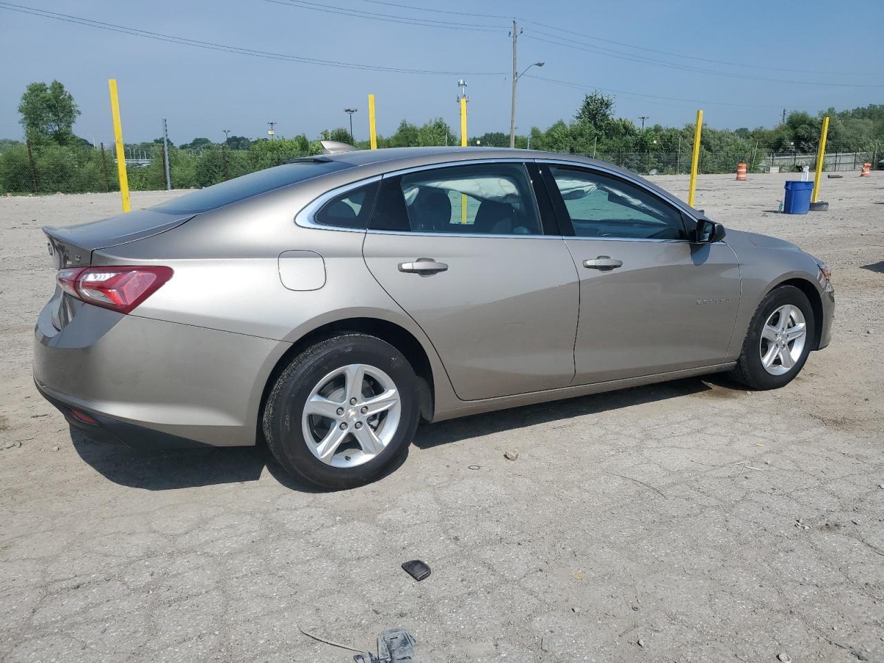 2022 Chevrolet Malibu Lt - Фото 3