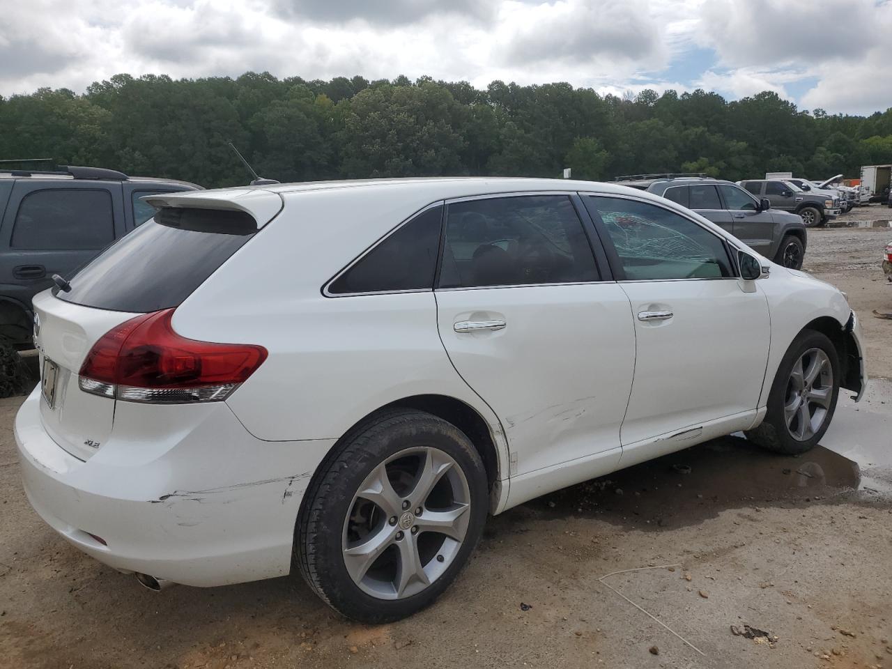 2013 Toyota Venza Le - Фото 3