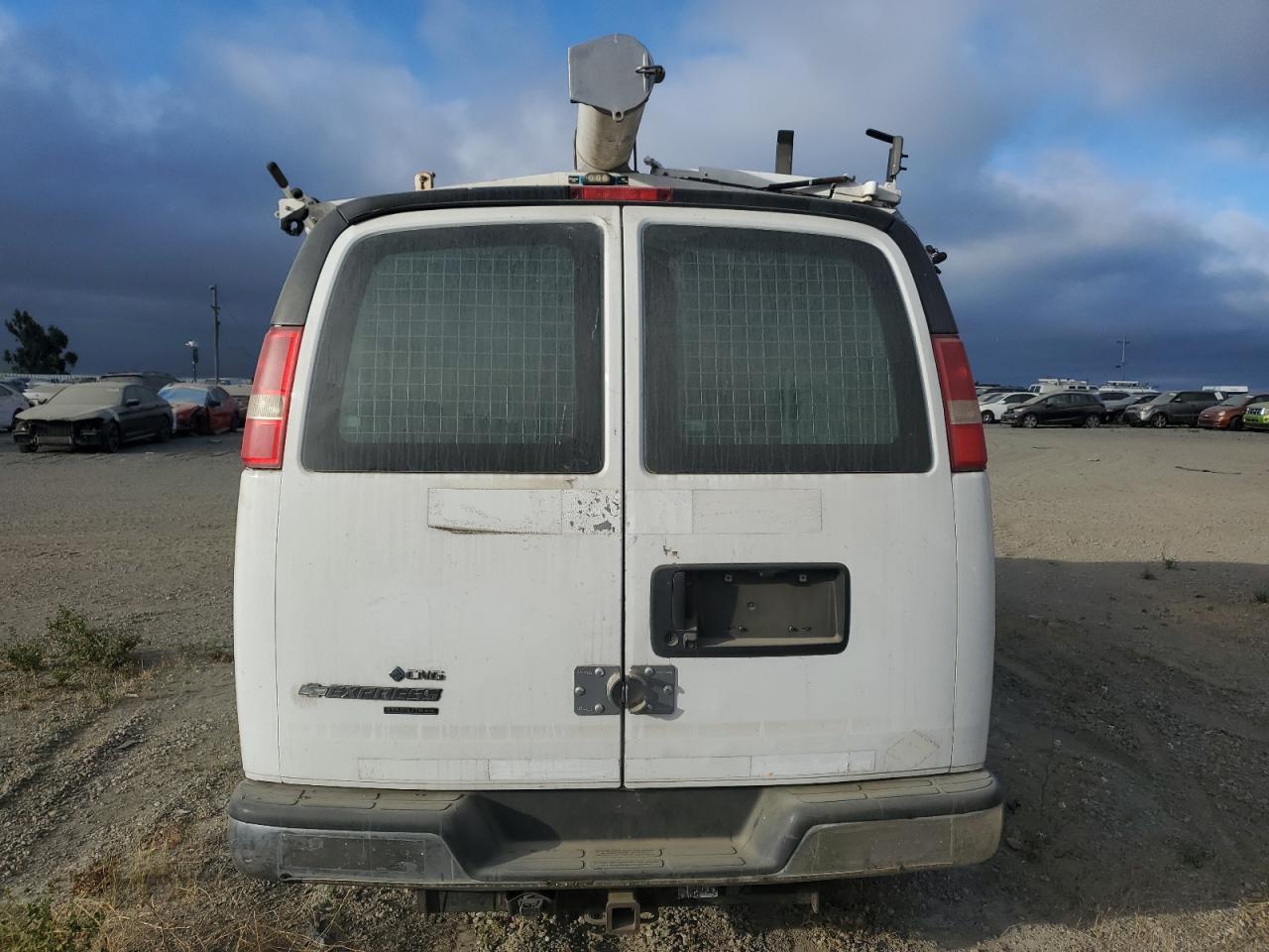 2014 Chevrolet Express G2500 - Фото 6