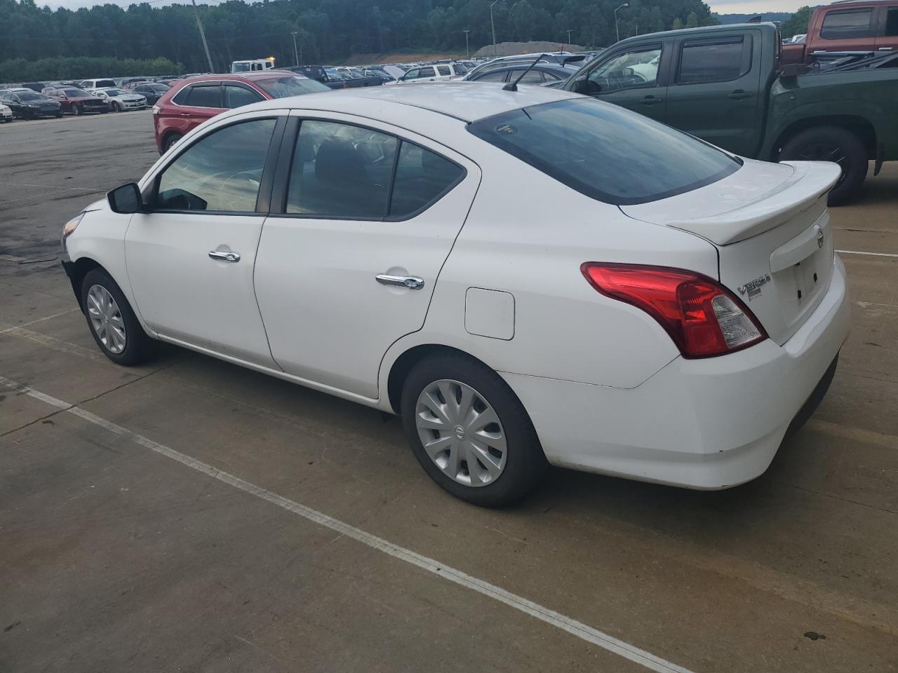 2019 Nissan Versa S - Image 2