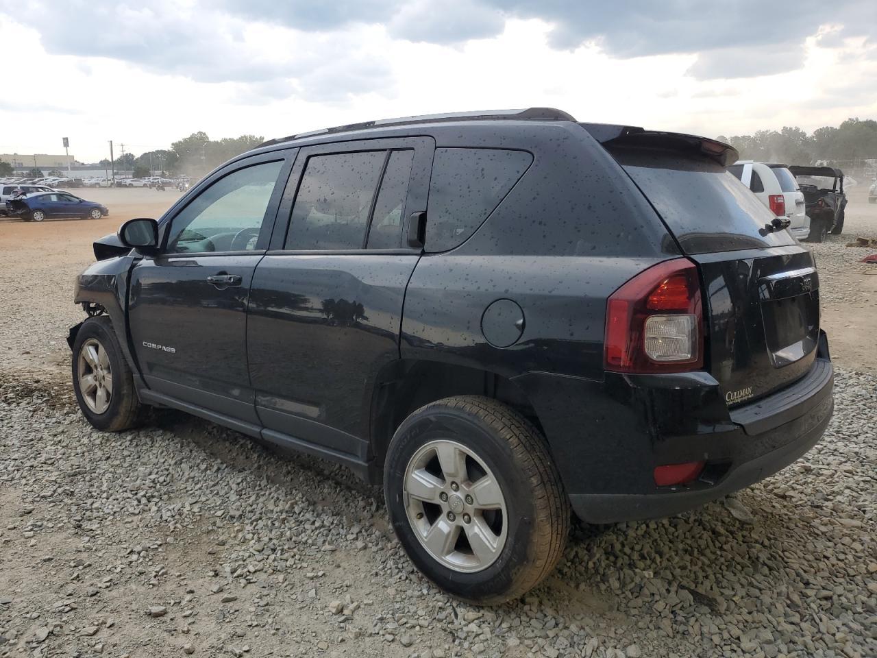 2016 Jeep Compass Latitude - Фото 2