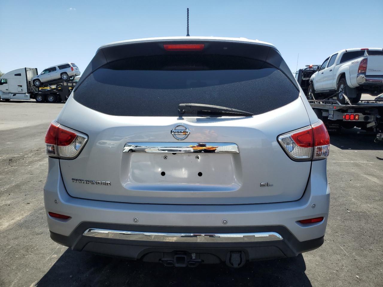 2013 Nissan Pathfinder S - Фото 6