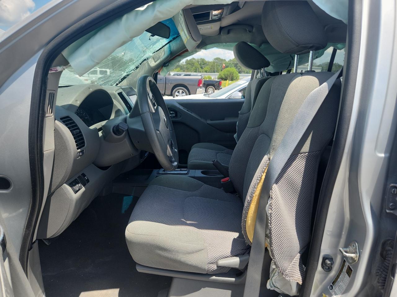 2019 Nissan Frontier S - Image 7