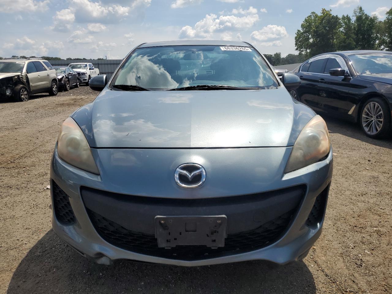 2012 Mazda 3 I - Image 5