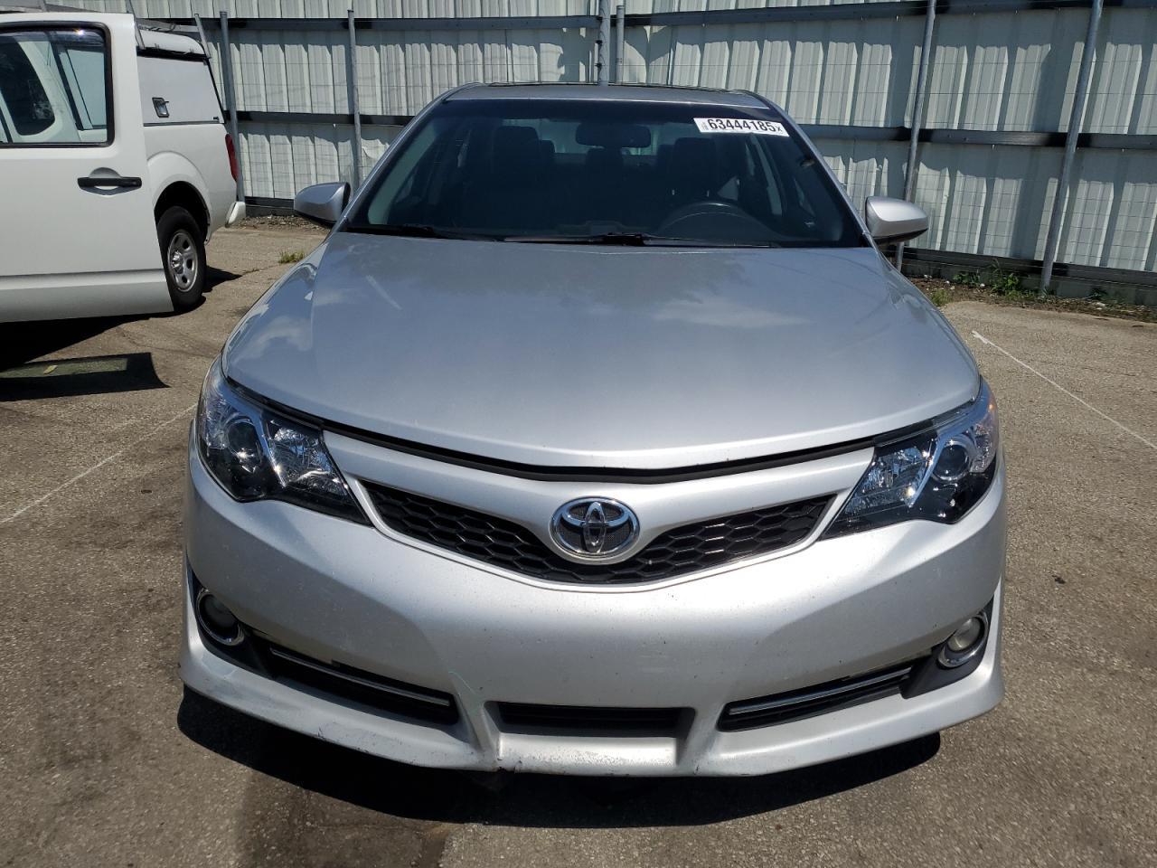 2012 Toyota Camry Se - Фото 5