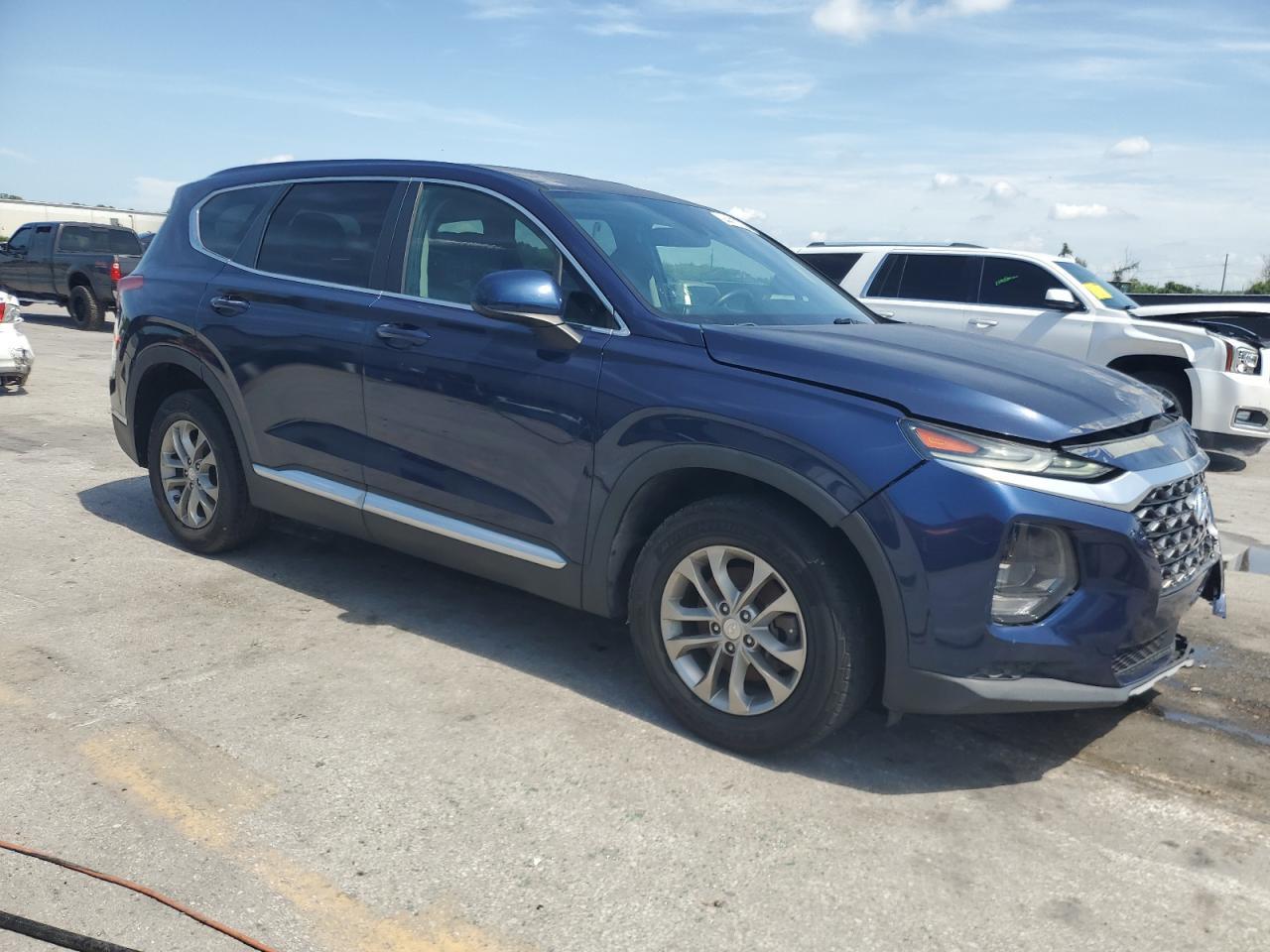 2019 Hyundai Santa Fe Se - Image 4