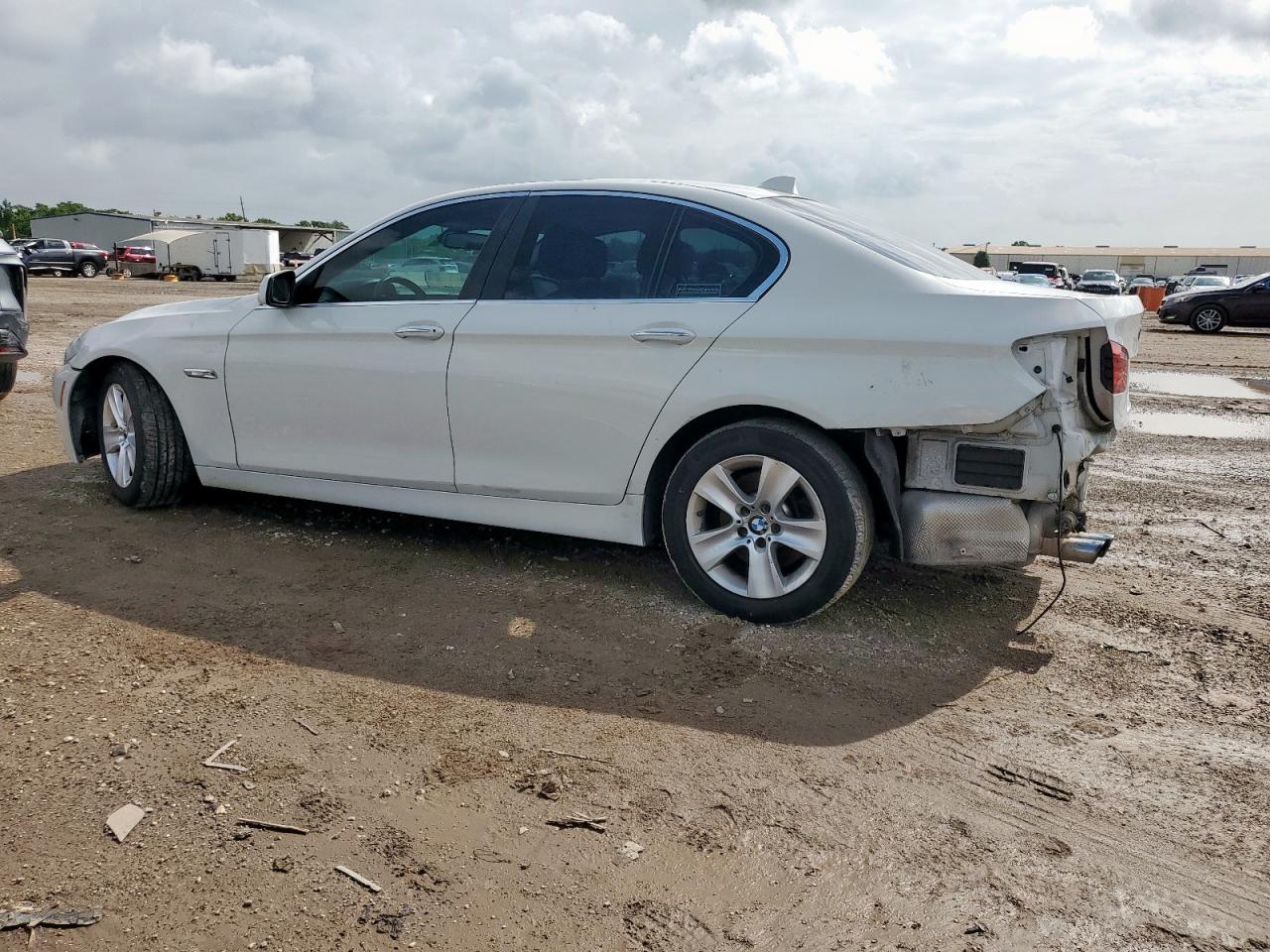 2012 BMW 528 I - Image 2