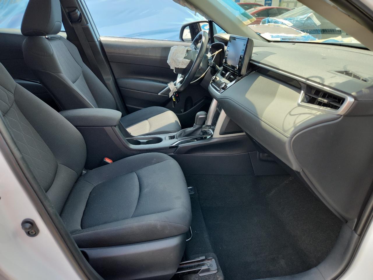 2022 Toyota Corolla Cross Le - Фото 7