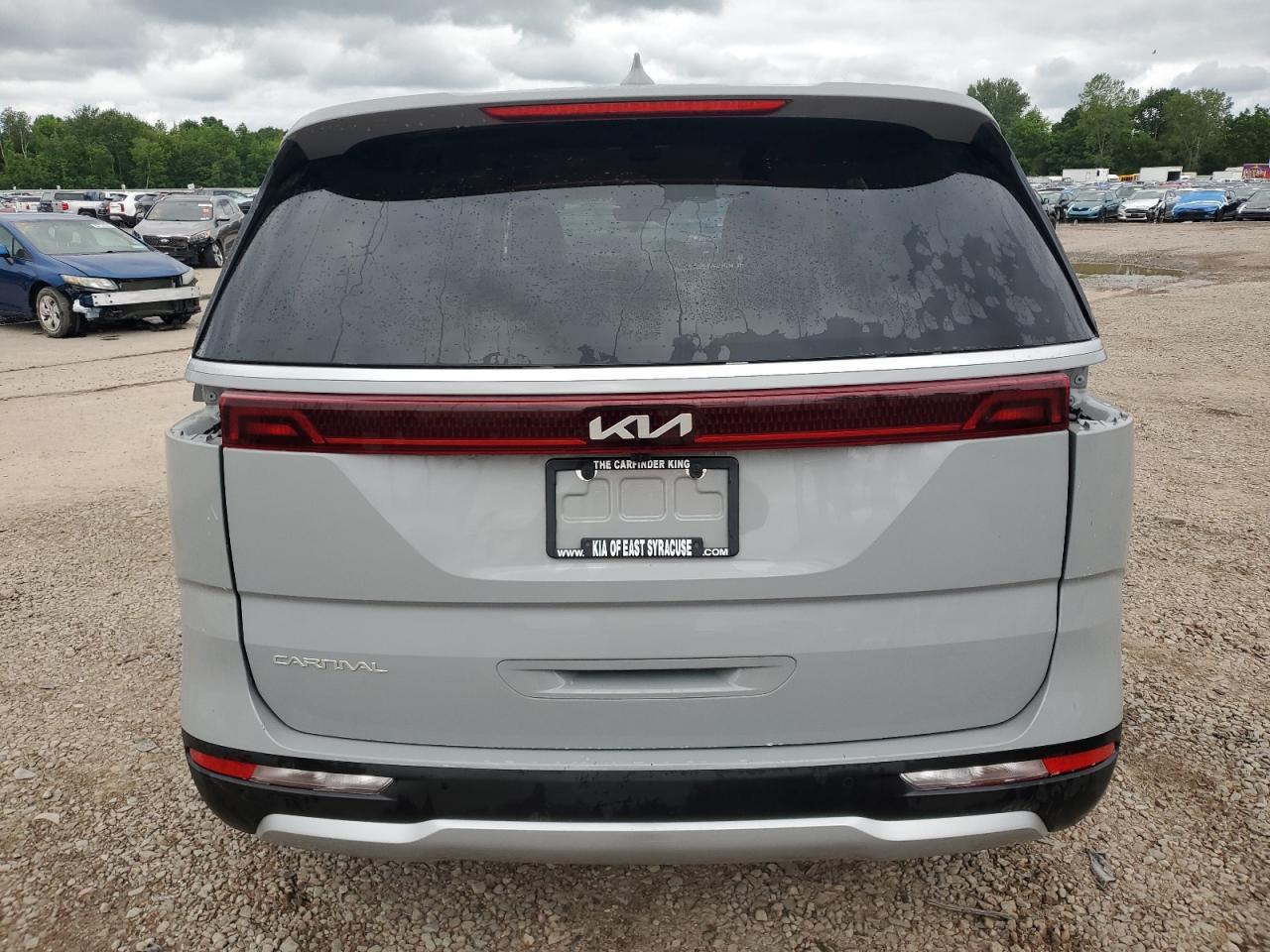 2024 Kia Carnival Ex - Image 6